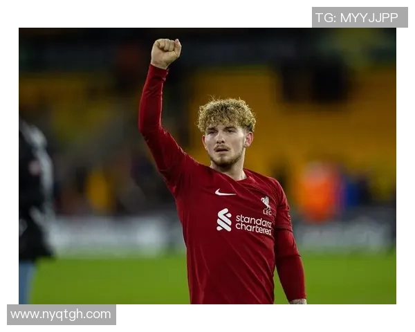 英格兰狼队足球俱乐部的辉煌历程与未来发展展望 英格兰狼队足球俱乐部的辉煌历程与未来发展展望